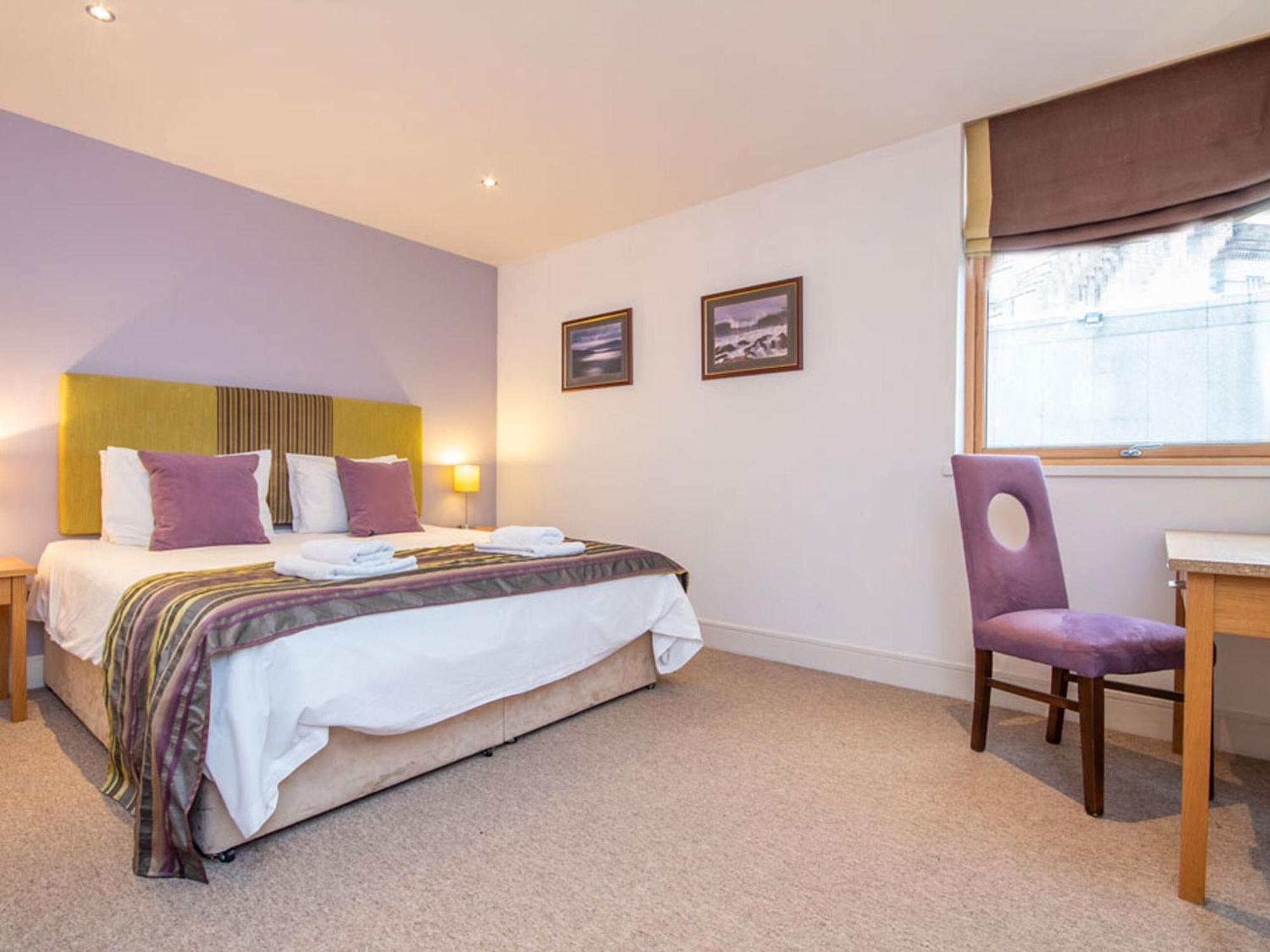 206 By The Bridge Apartment Inverness Esterno foto