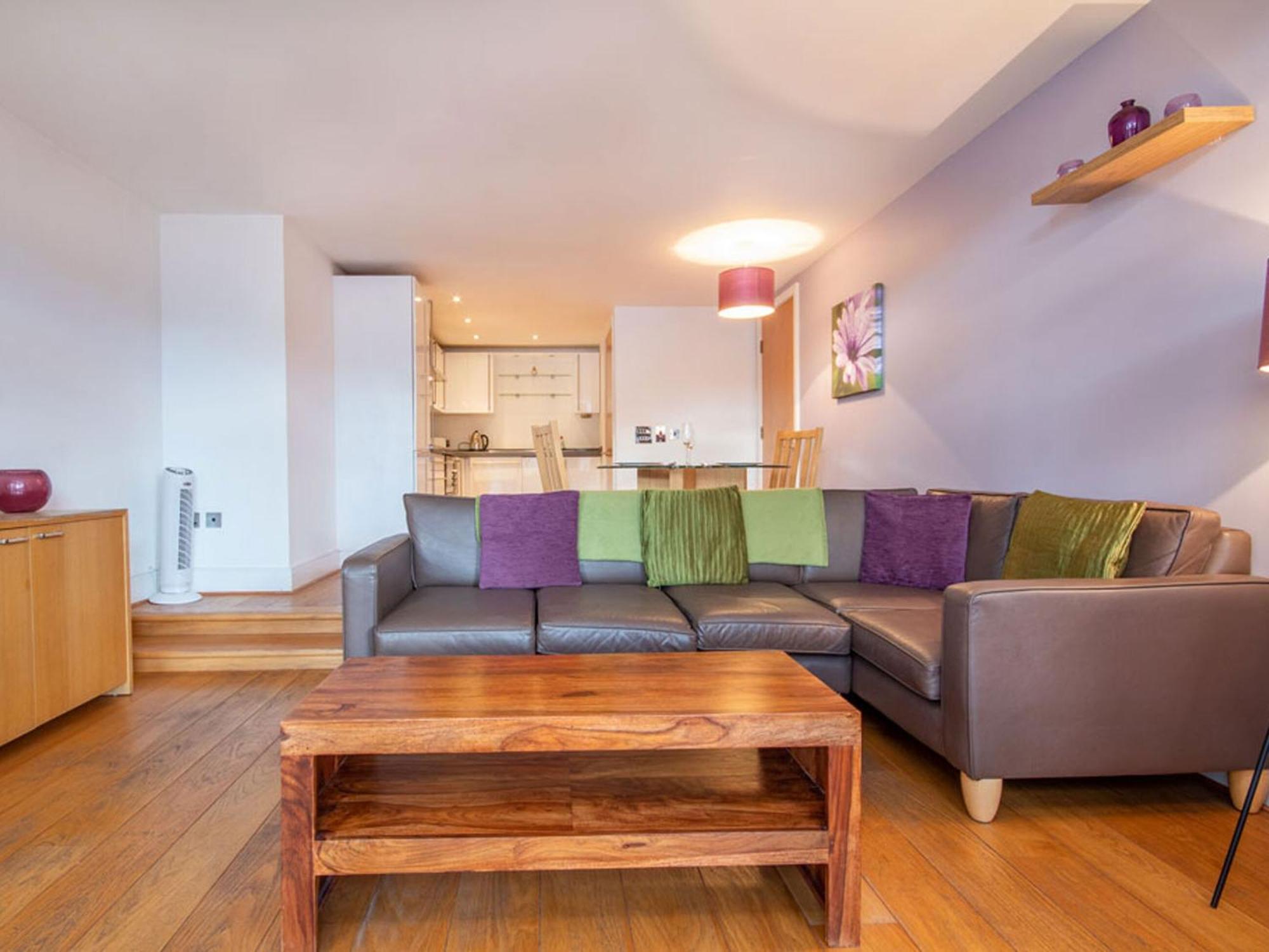 206 By The Bridge Apartment Inverness Esterno foto