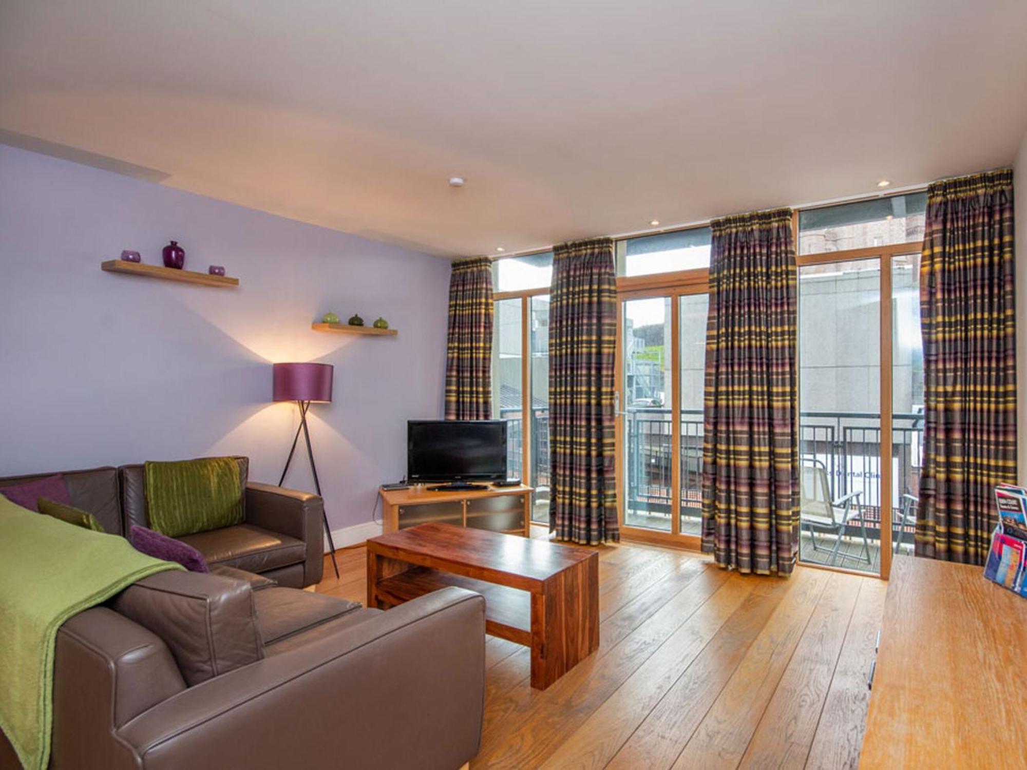 206 By The Bridge Apartment Inverness Esterno foto